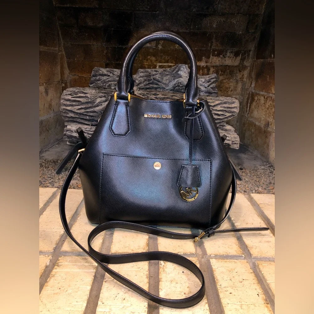 💥Moving to @the_bag_guy💥Michael Kors - Greenwich Large Saffiano Leather Tote - Picture 2 of 15